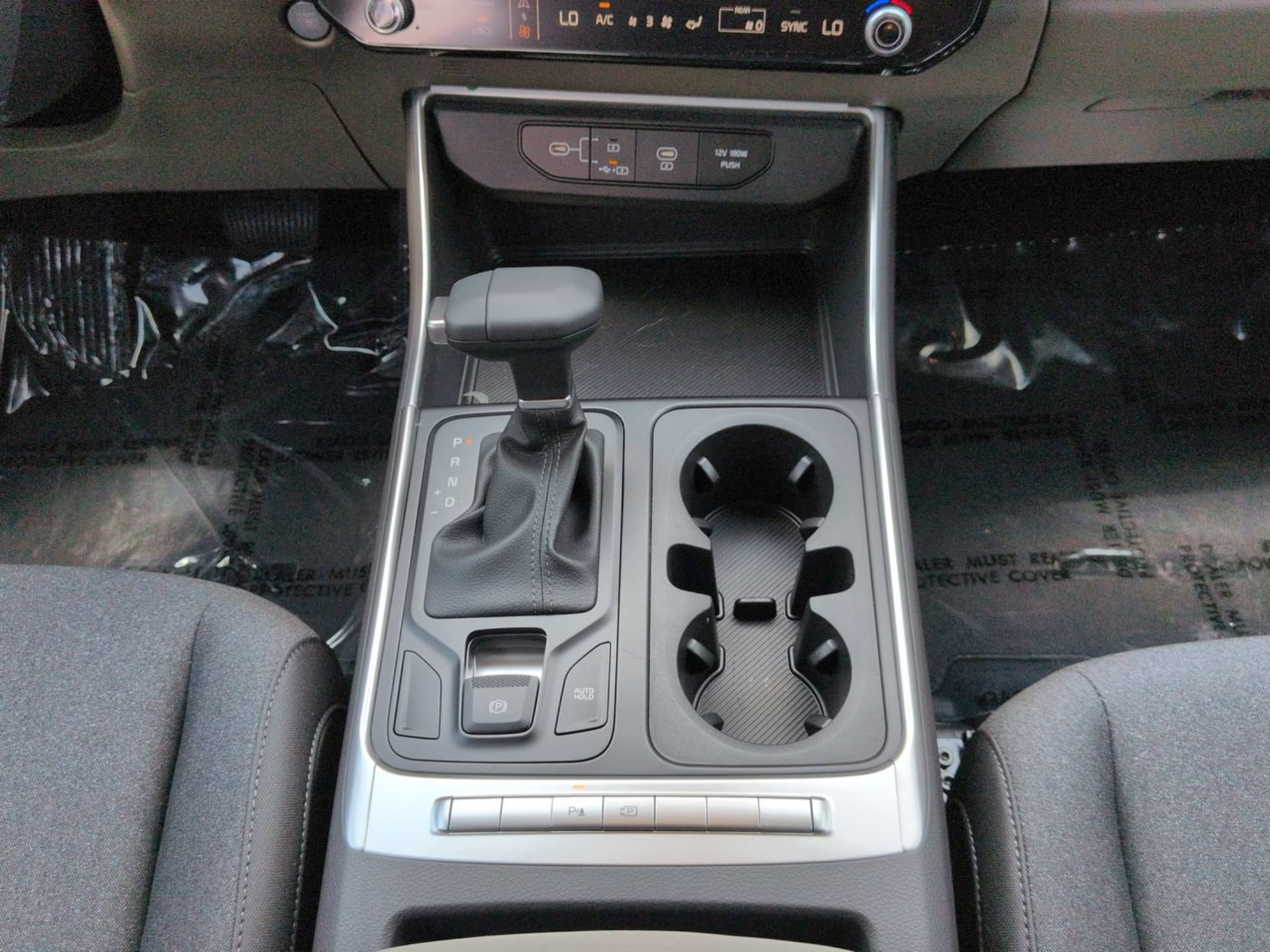 New 2027 Kia Carnival LX FWD image 22