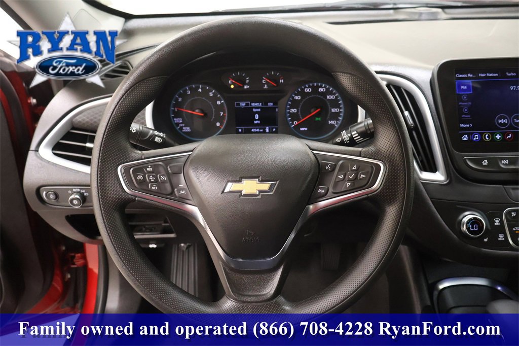 Used 2024 Chevrolet Malibu LT image 21