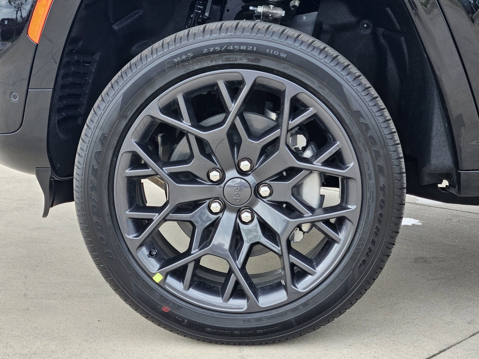 New 2026 Jeep Grand Cherokee L Summit AWD/4WD image 12