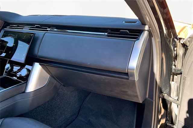 Used 2023 Land Rover Range Rover SE image 14