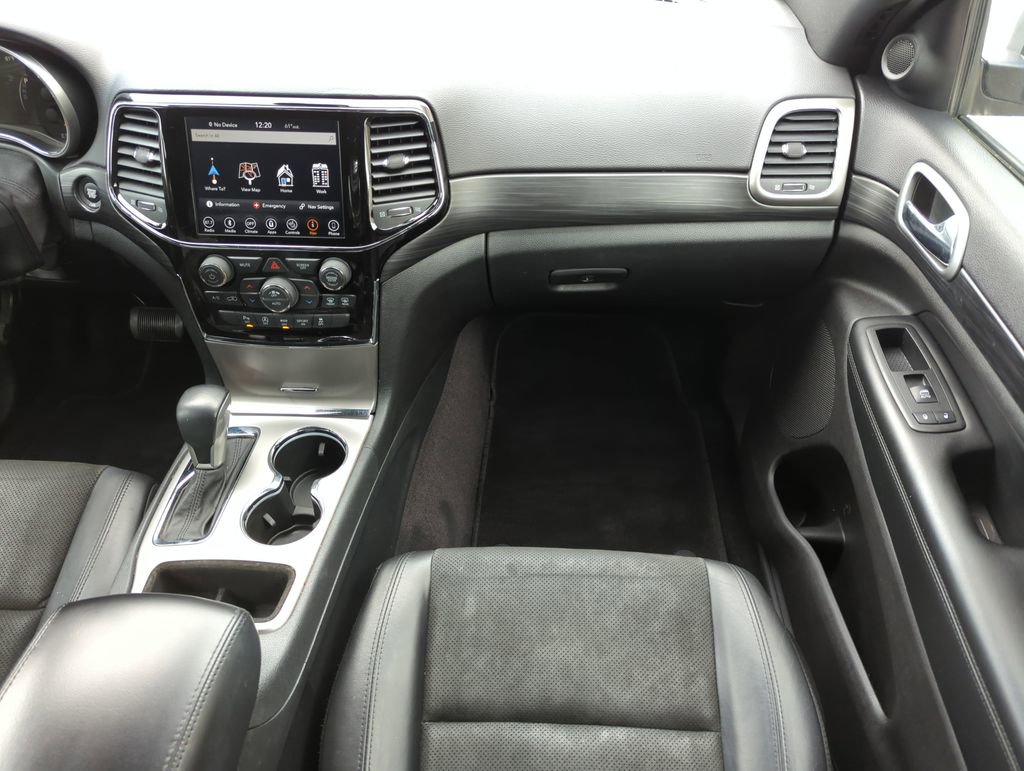 Used 2019 Jeep Grand Cherokee Altitude image 17