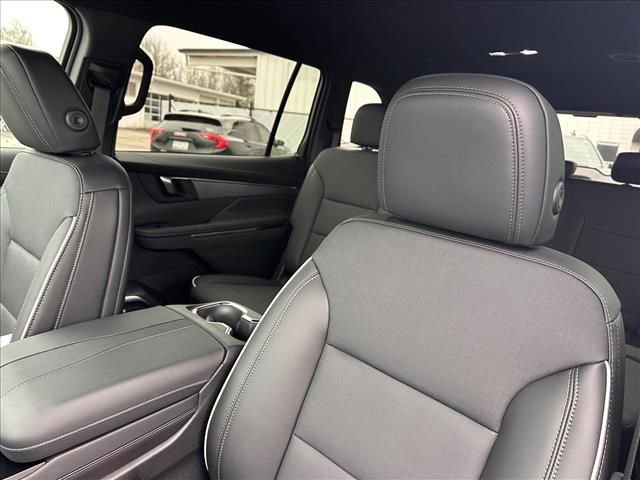 Used 2026 Buick Enclave Preferred w/ Power Package image 24