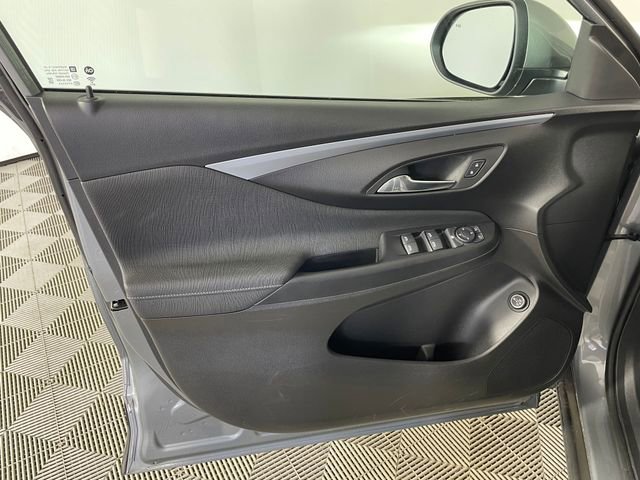 Certified 2025 Buick Envista Preferred w/ Convenience I Package FWD image 10
