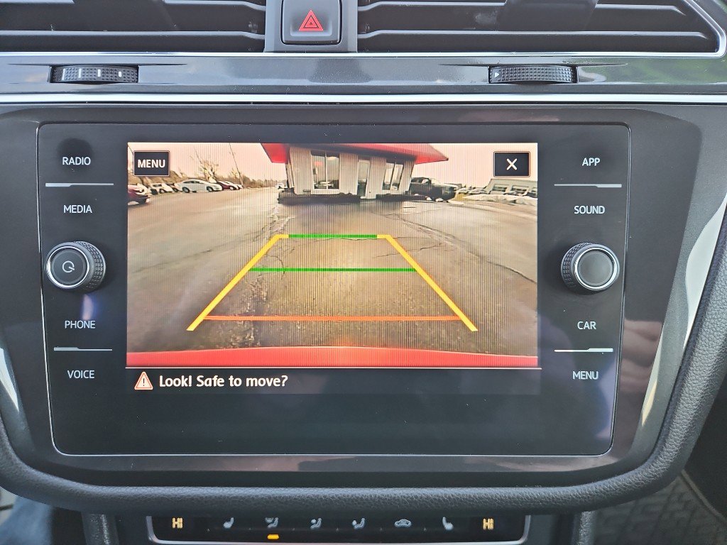 Used 2019 Volkswagen Tiguan SE image 20