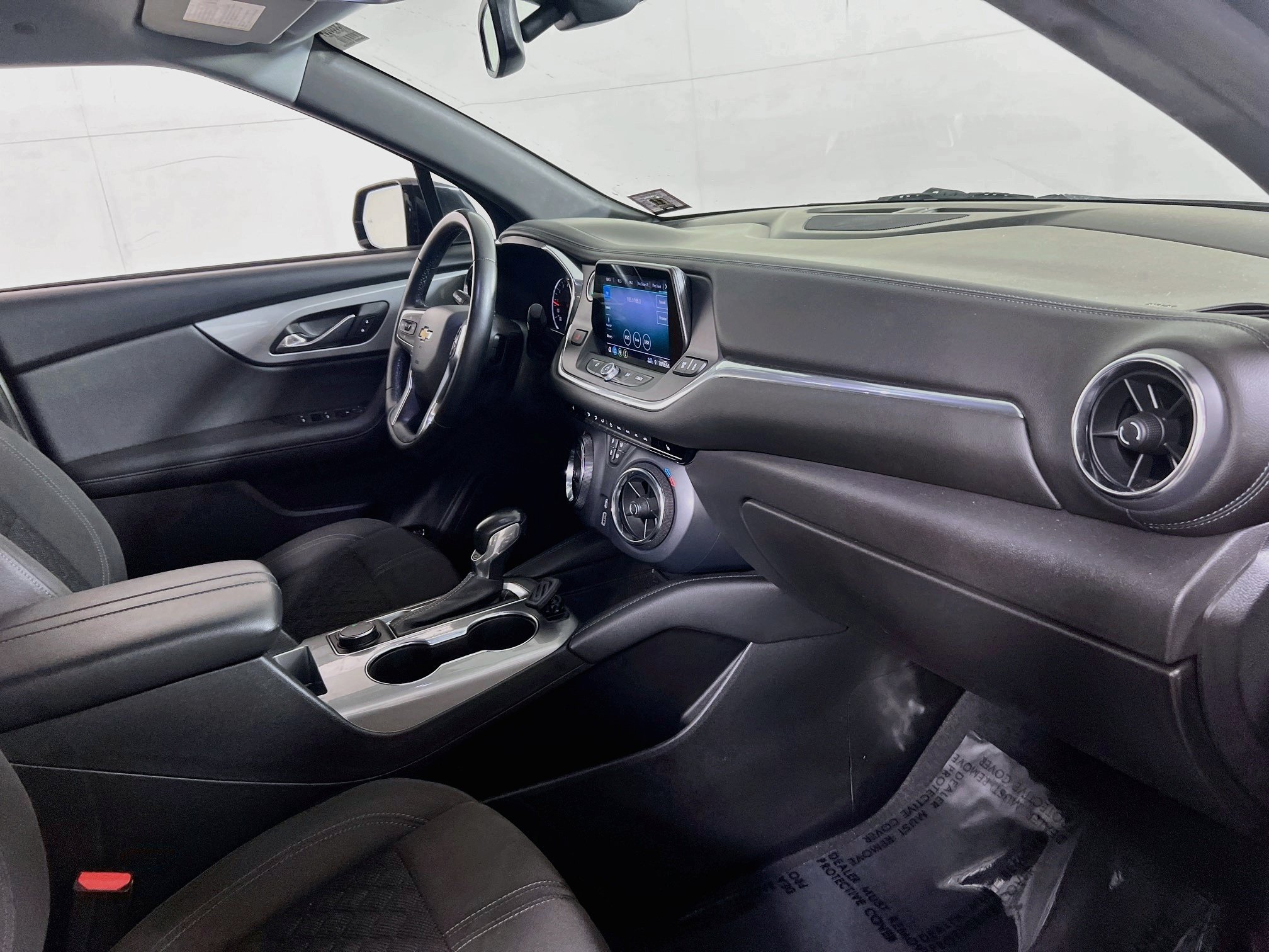 Used 2019 Chevrolet Blazer LT FWD image 27