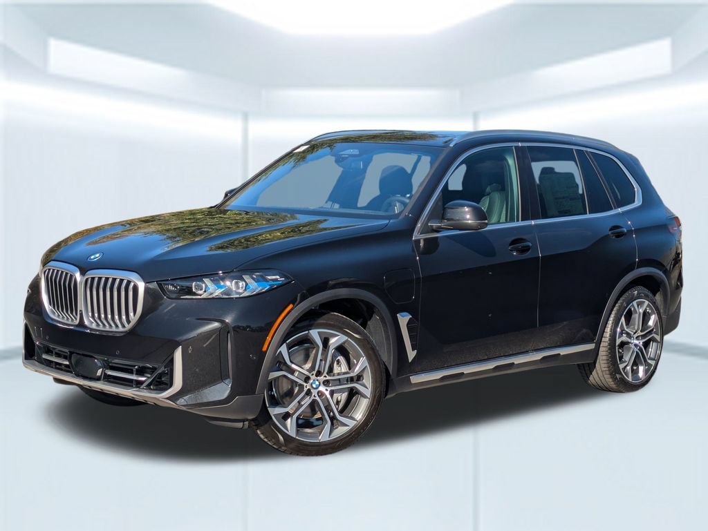 New 2026 BMW X5 xDrive50e w/ Premium Package AWD/4WD image 1