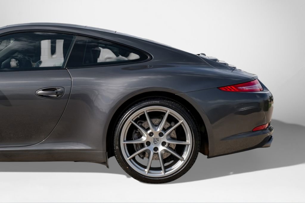 Used 2013 Porsche 911 Carrera image 11