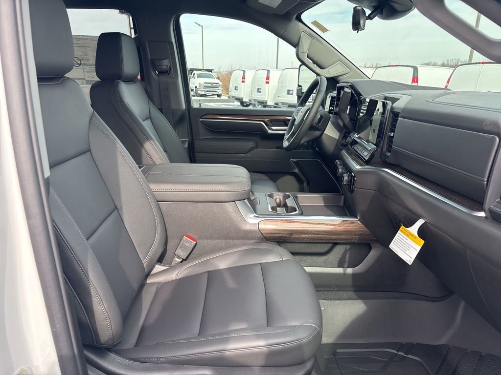 New 2026 Chevrolet Silverado 3500 LT w/ All Star Edition image 53
