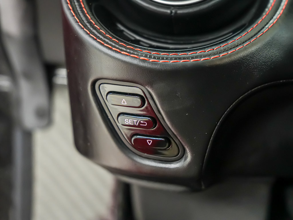 Used 2015 Alfa Romeo 4C Launch Edition w/ Convenience Group RWD image 22