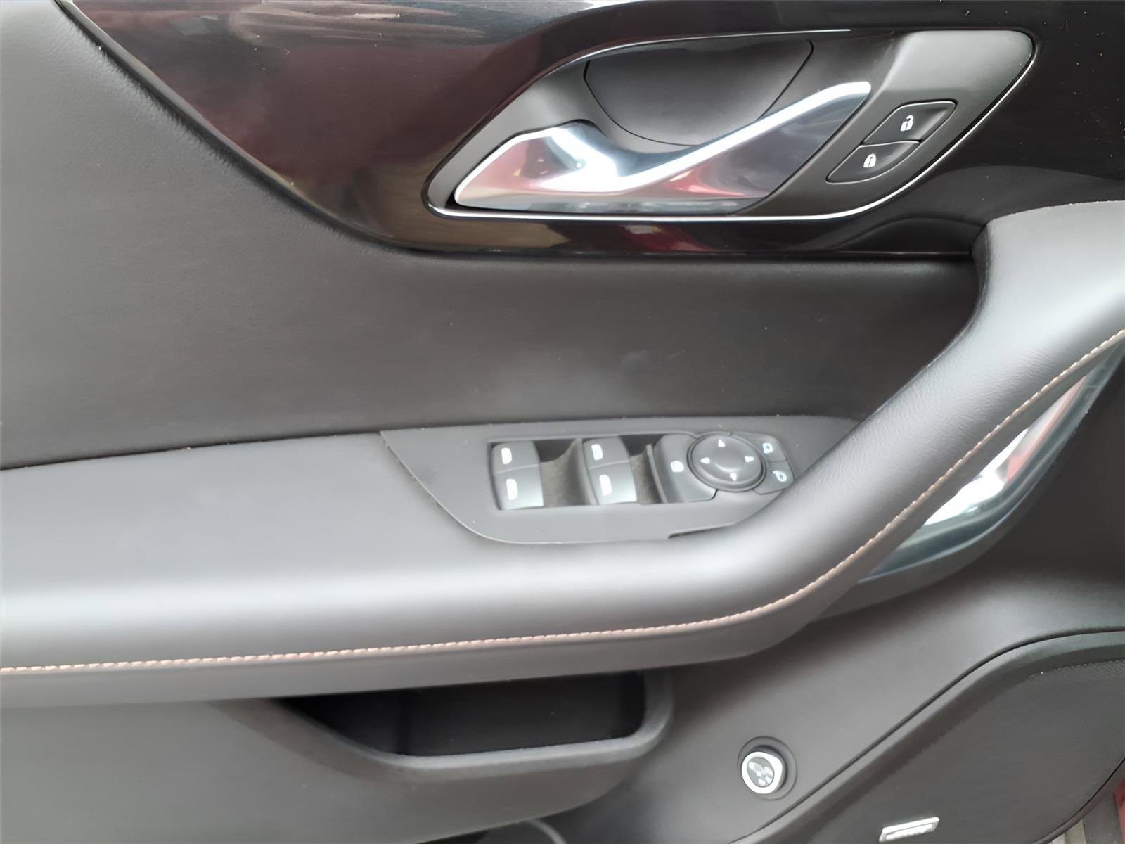 Used 2023 Chevrolet Blazer Premier w/ LPO, Cargo Package image 17