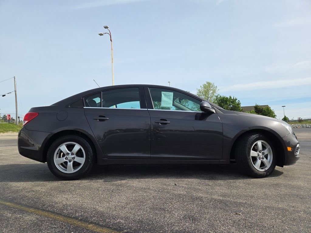Used 2016 Chevrolet Cruze LT FWD image 24