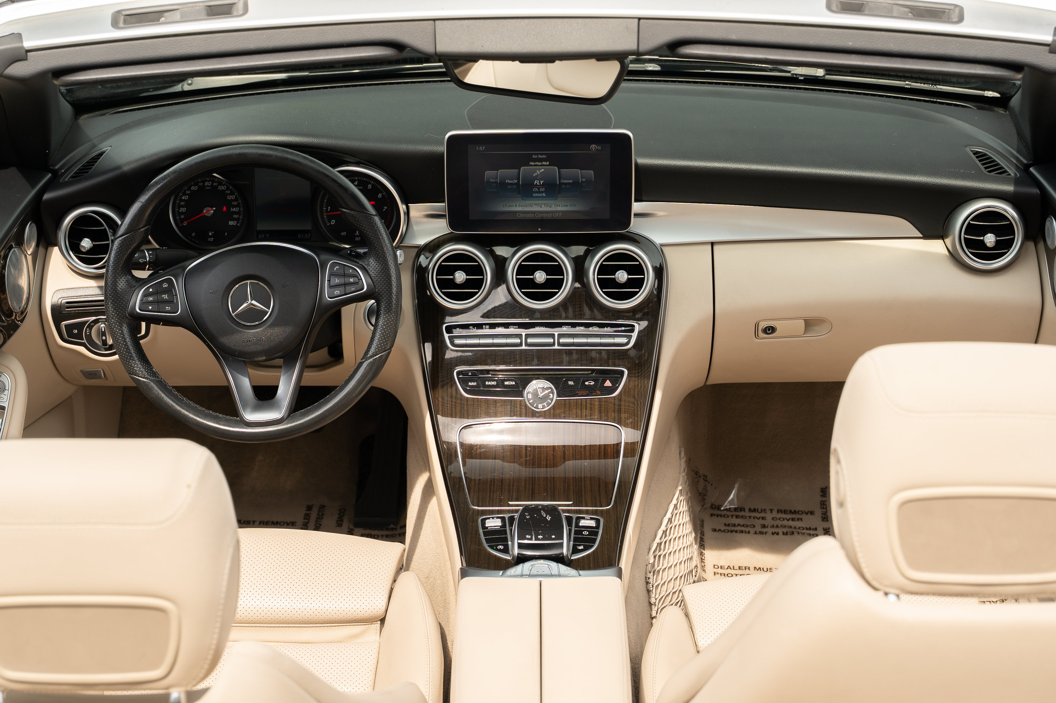 Used 2017 Mercedes-Benz C 300 4MATIC Cabriolet image 11