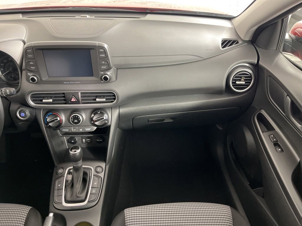 Used 2021 Hyundai Kona SEL AWD/4WD image 17