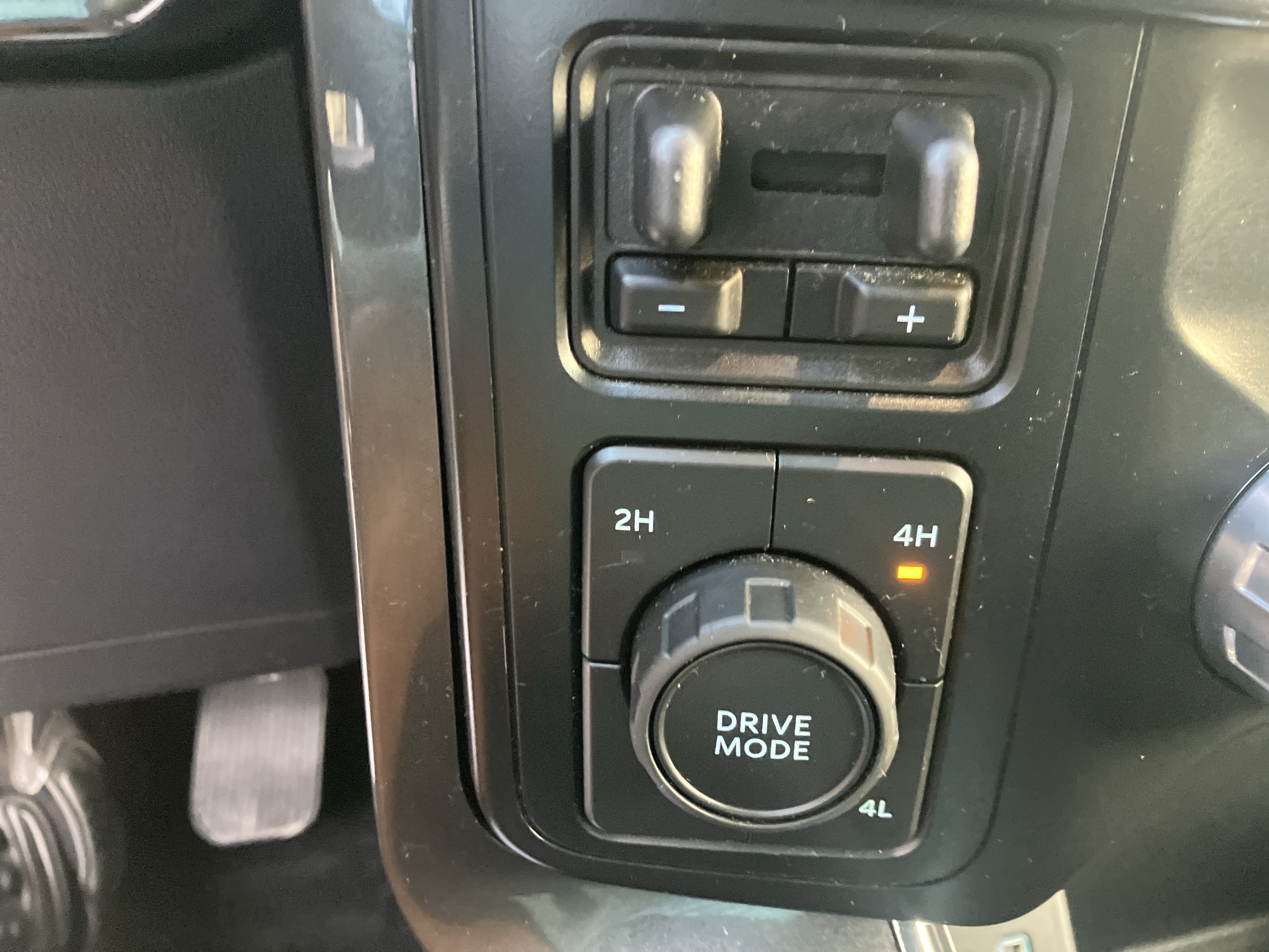 Used 2022 Ford F150 XLT w/ Equipment Group 302A High AWD/4WD image 27