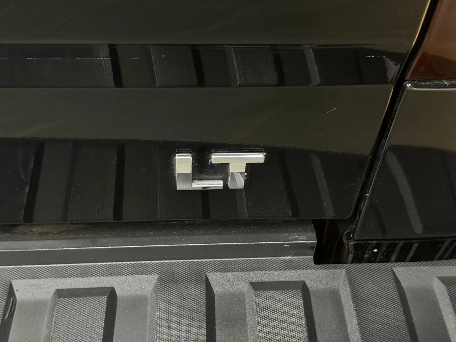 Used 2016 Chevrolet Silverado 1500 LT w/ All Star Edition image 12