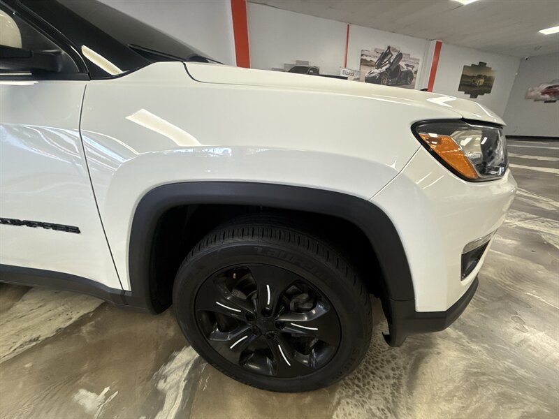 Used 2019 Jeep Compass Latitude AWD/4WD image 9
