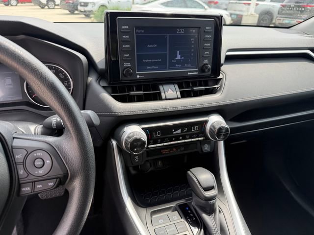 Used 2022 Toyota RAV4 XLE w/ Convenience Package image 21