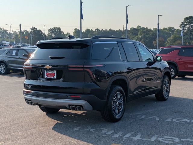 New 2026 Chevrolet Traverse LT w/ Driver Confidence Package FWD image 3