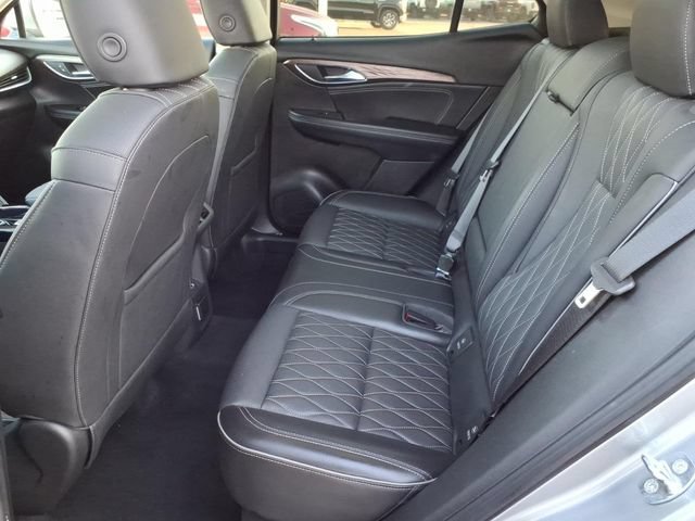 Used 2023 Buick Envision Avenir AWD/4WD image 7
