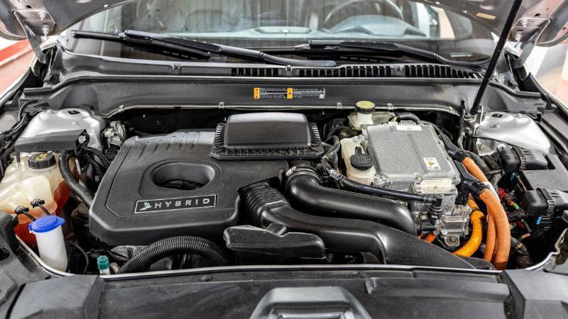 Used 2017 Lincoln MKZ Premiere image 5