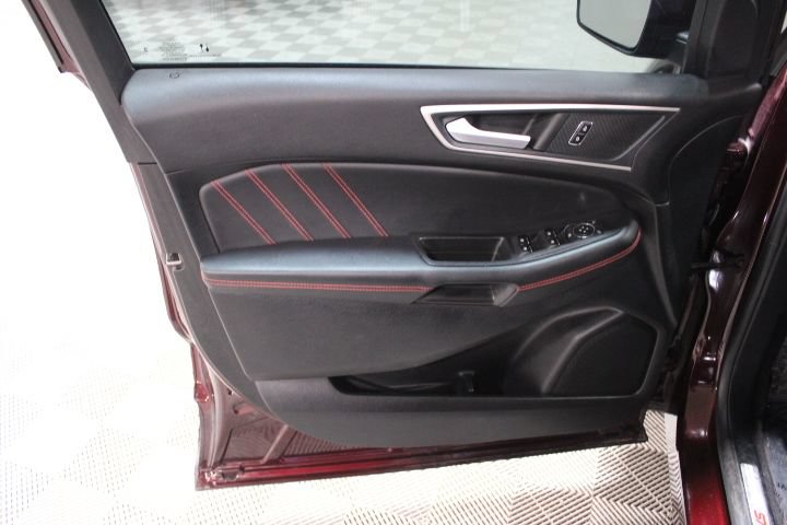 Used 2024 Ford Edge ST-Line AWD/4WD image 16
