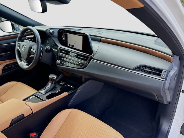 Used 2025 Lexus ES 350 w/ Premium Package image 18