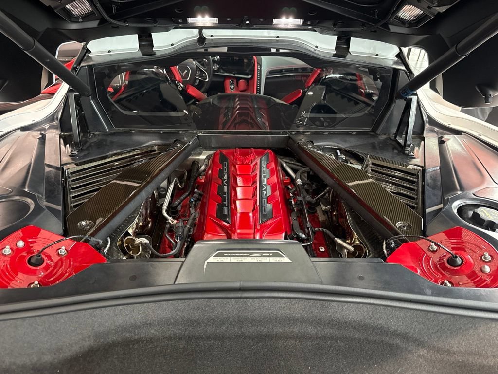 Used 2025 Chevrolet Corvette Stingray Preferred Cpe w/ Z51 Performance Package RWD image 11
