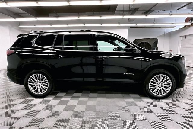 Used 2024 GMC Acadia Denali AWD/4WD image 15