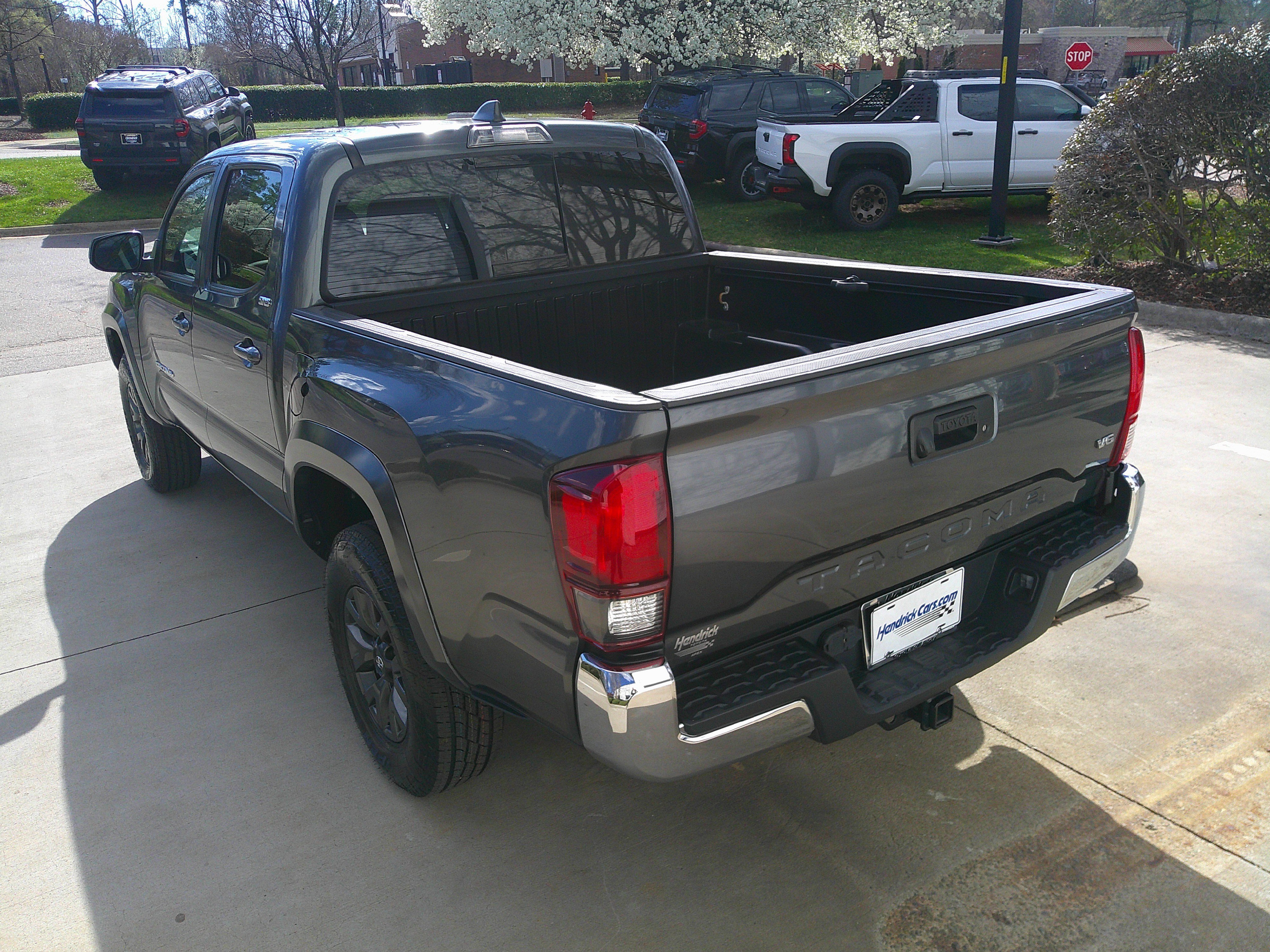 Used 2023 Toyota Tacoma SR5 image 9