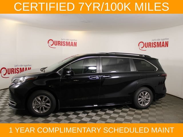 Used 2024 Toyota Sienna XLE FWD image 4