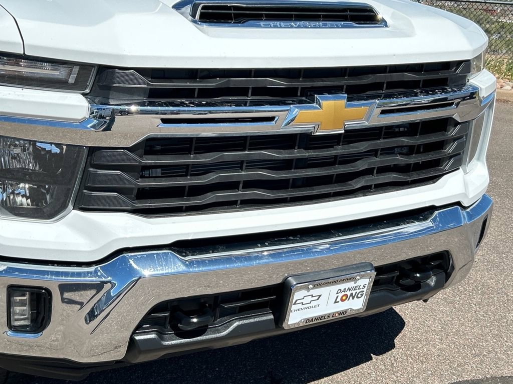 Used 2024 Chevrolet Silverado 2500 LT image 22
