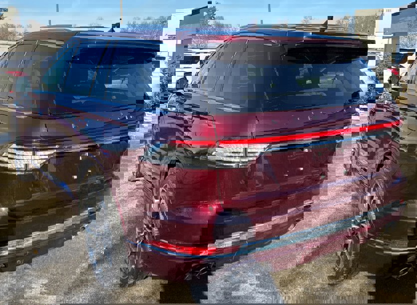 Used 2021 Lincoln Aviator Black Label w/ Dynamic Handling Package image 7