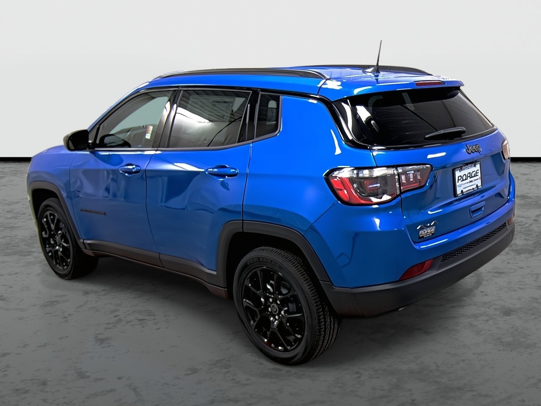 New 2026 Jeep Compass Latitude w/ Quick Order Package 29K image 2