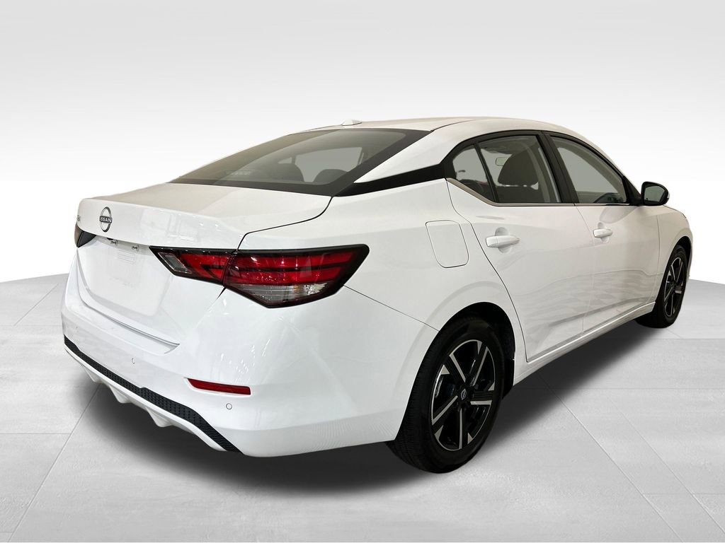 Used 2025 Nissan Sentra SV FWD image 5