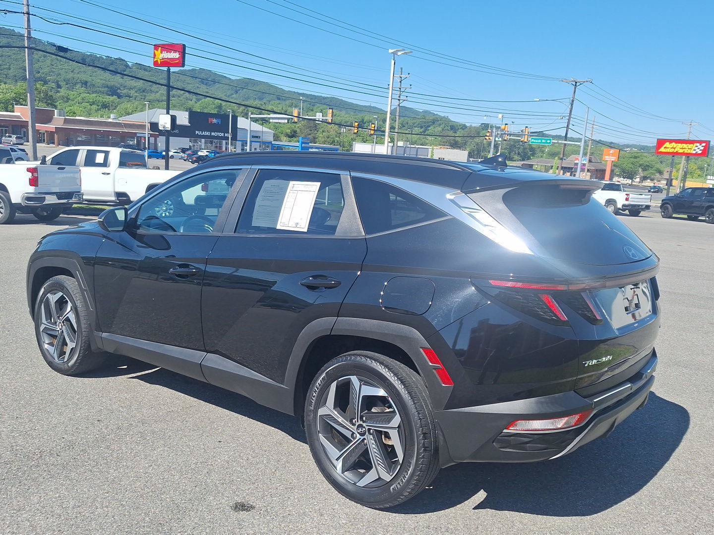 Used 2023 Hyundai Tucson SEL w/ Convenience Package AWD/4WD image 5