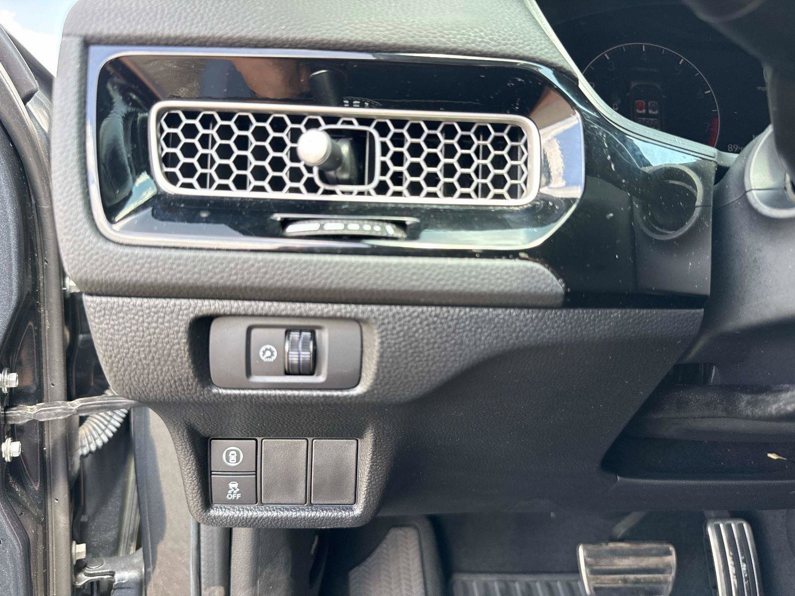 Certified 2023 Honda Civic Sport image 30