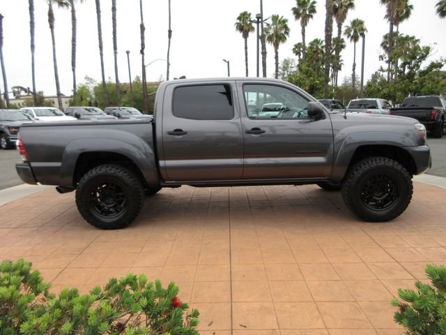 Used 2015 Toyota Tacoma PreRunner w/ SR5 Package RWD image 5