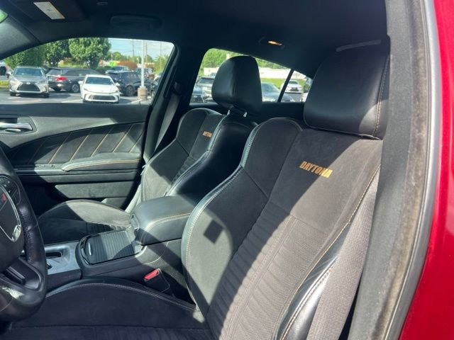 Used 2018 Dodge Charger R/T RWD image 21