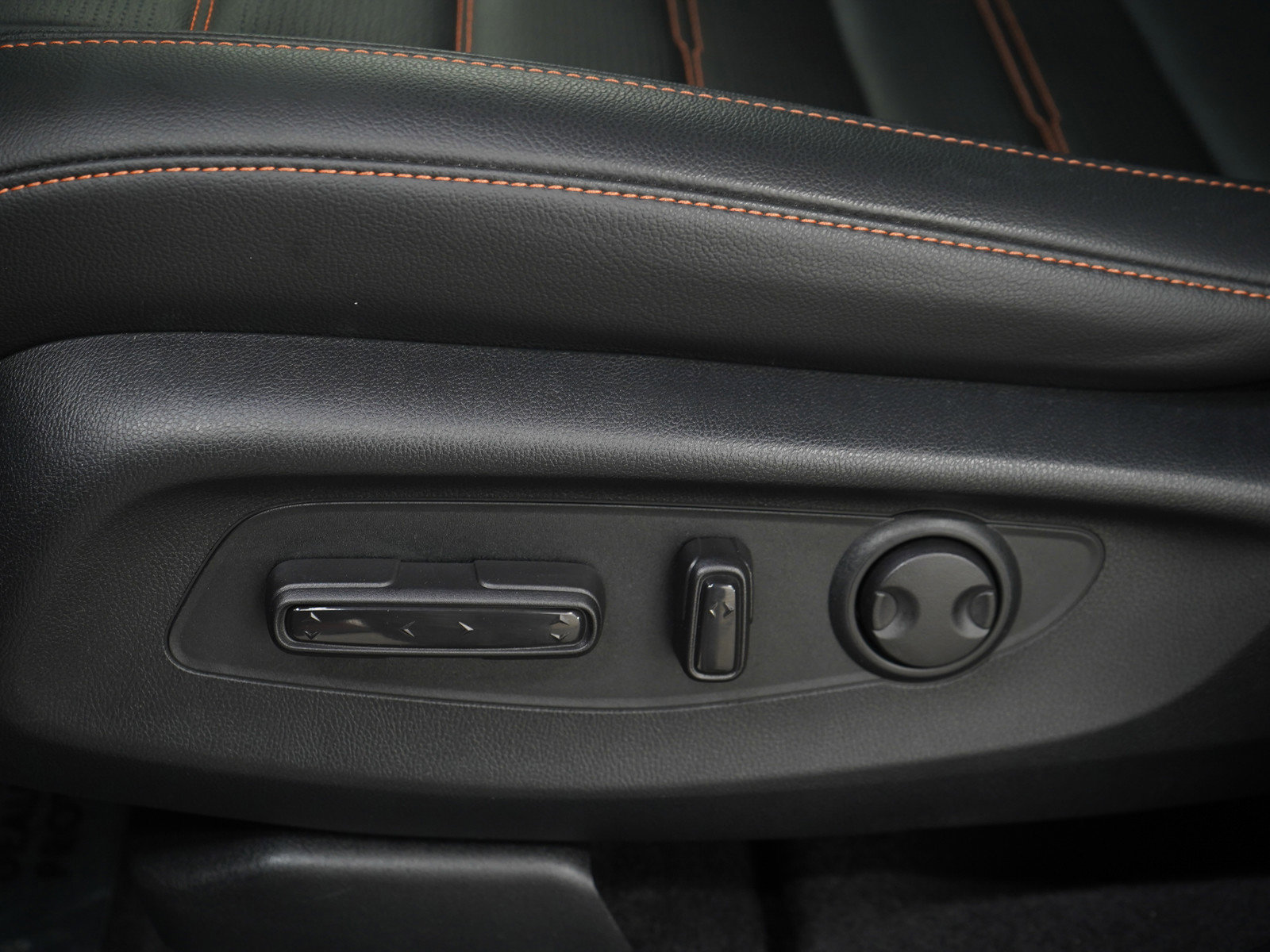 Used 2024 Honda CR-V Sport Touring image 25