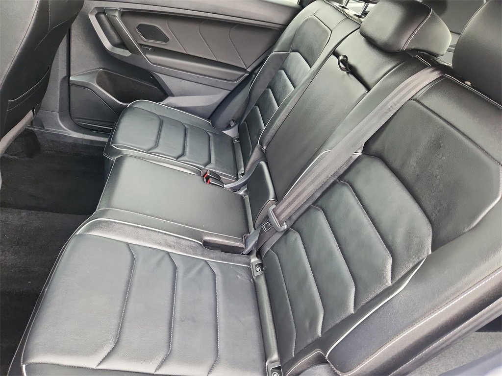 Used 2021 Volkswagen Tiguan SEL Premium R-Line image 22