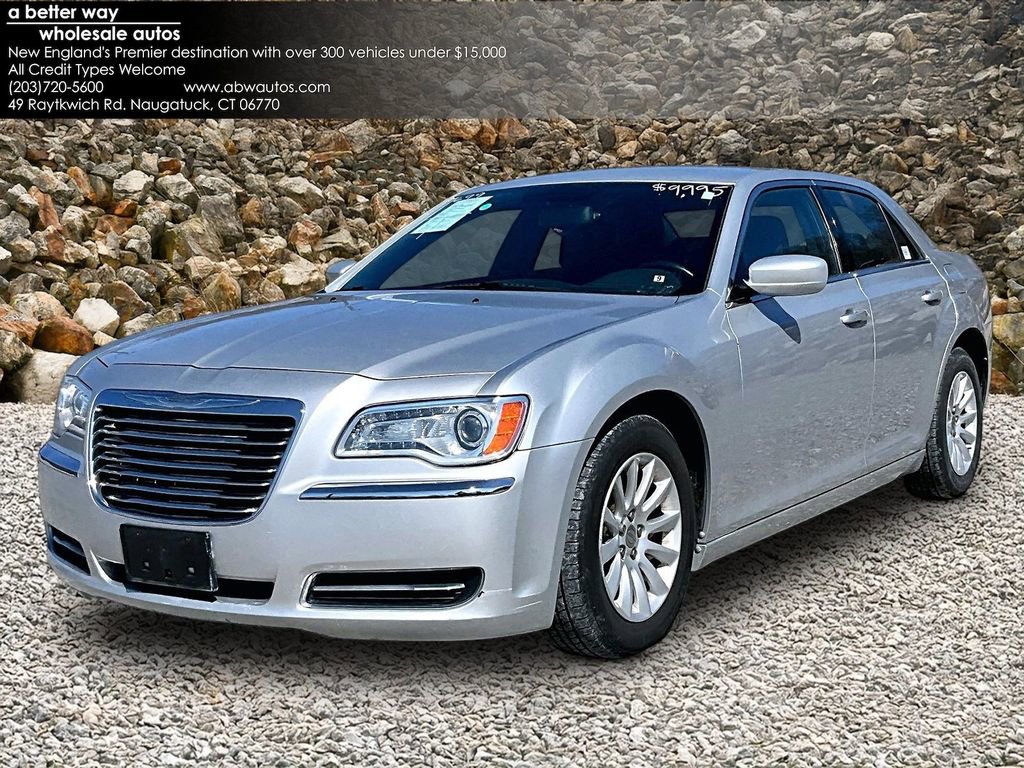 Used 2012 Chrysler 300 image 1