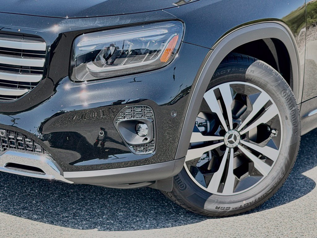 New 2026 Mercedes-Benz GLB 250 image 4