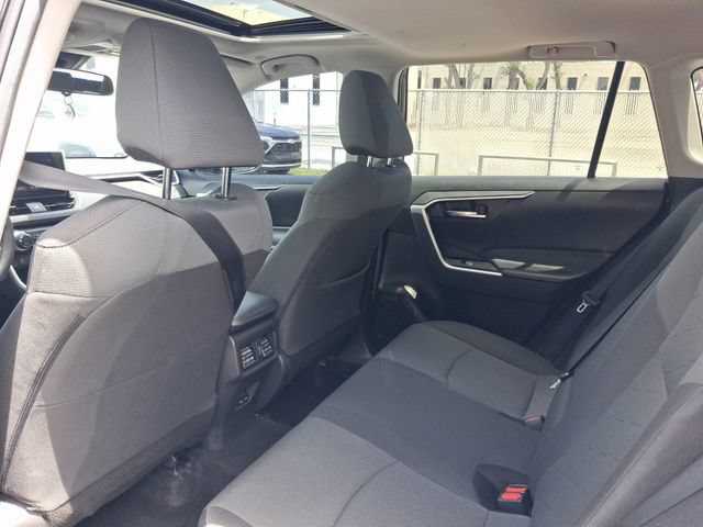 Used 2023 Toyota RAV4 XLE w/ Convenience Package FWD image 5