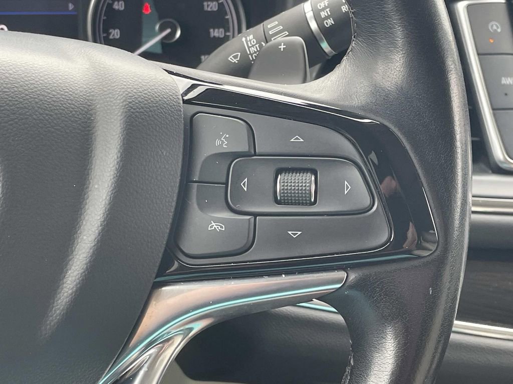 Used 2022 Buick Enclave Essence w/ Experience Buick Package image 31