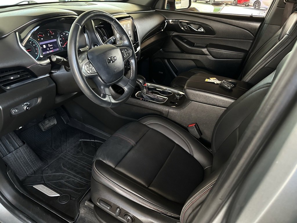 Used 2023 Chevrolet Traverse RS w/ LPO, Floor Liner Package image 11