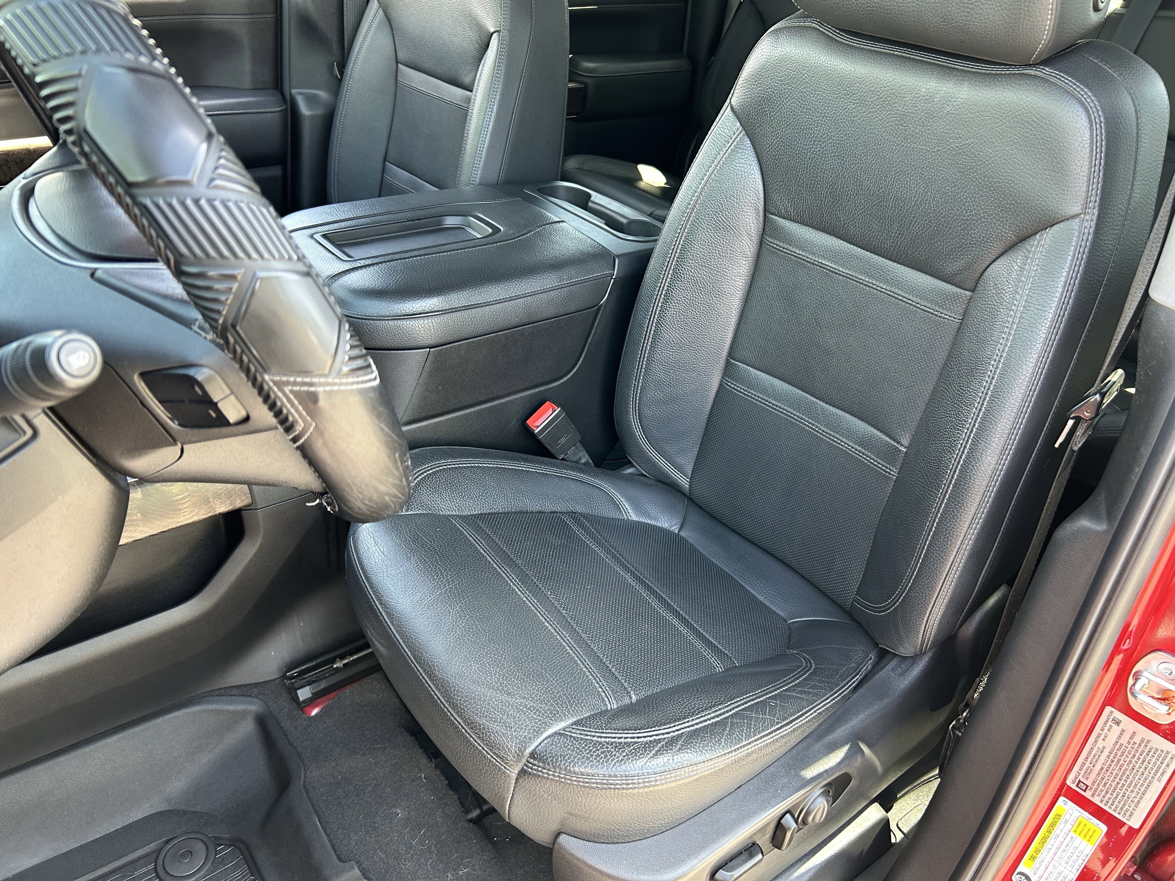Used 2021 GMC Sierra 3500 Denali AWD/4WD image 18