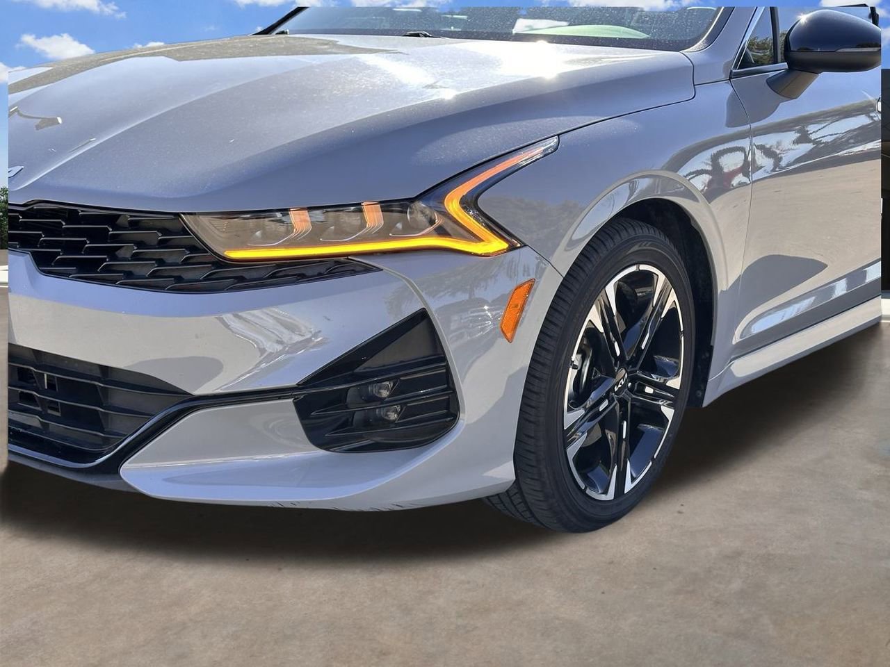 Used 2023 Kia K5 GT-Line w/ GT-Line Premium Package image 9