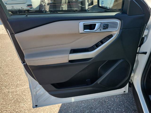 Certified 2022 Ford Explorer Limited w/ Equipment Group 301A image 22