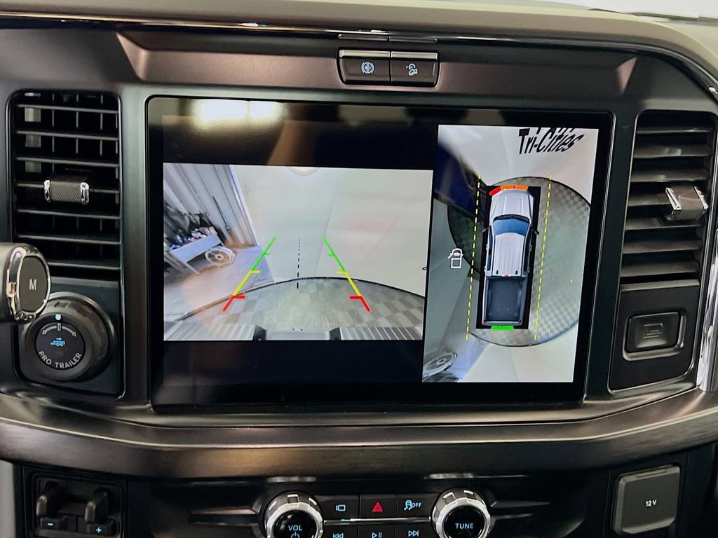 New 2026 Ford F250 Lariat w/ Black Appearance Package image 21