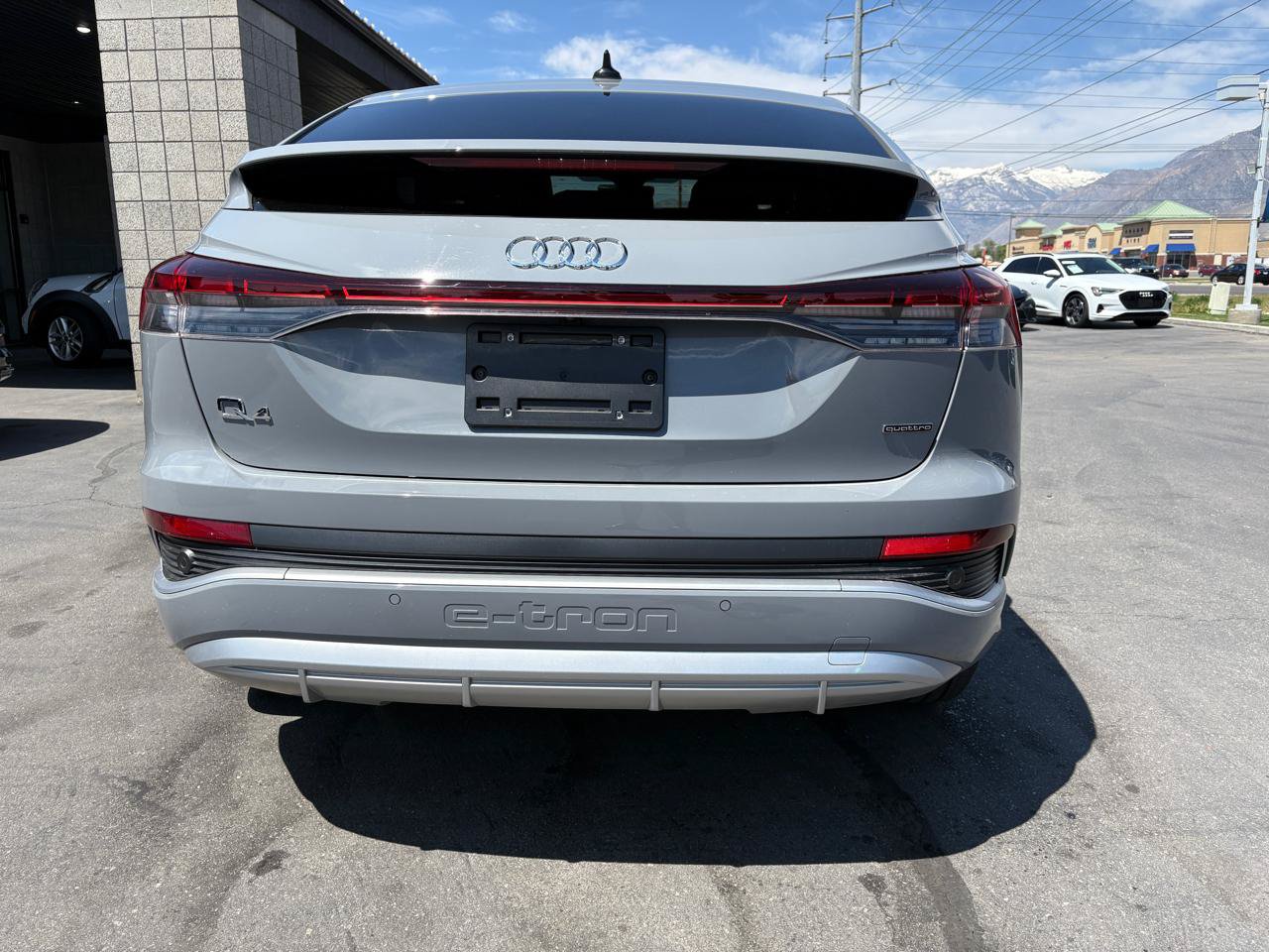 Used 2025 Audi Q4 e-tron Quattro Prestige AWD/4WD image 6